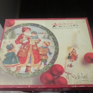 Maxwell Williams christmas serving set